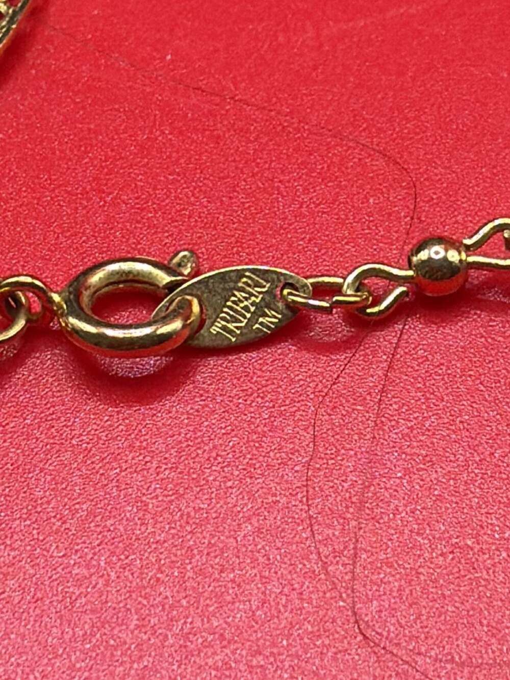 Trifari Gold Tone Filigree Leaf Link Chain Necklace